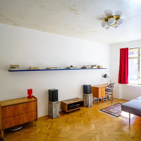 No1 Apartamento Hronov